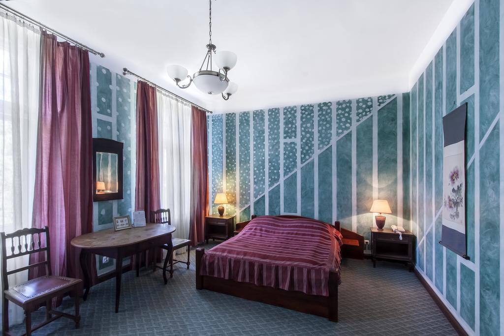 Palac Nieznanice Zabytek Goscinny Ze Spa Rom bilde
